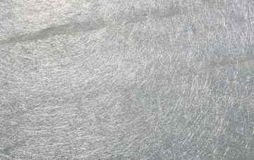 Noyadd Wilym laminate fibreglass or shingles?